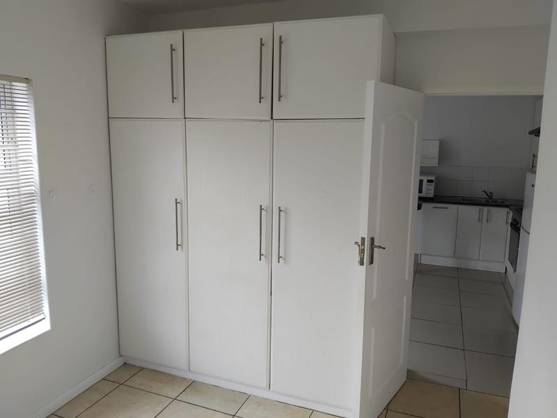 To Let 2 Bedroom Property for Rent in Grahamstown Eastern Cape